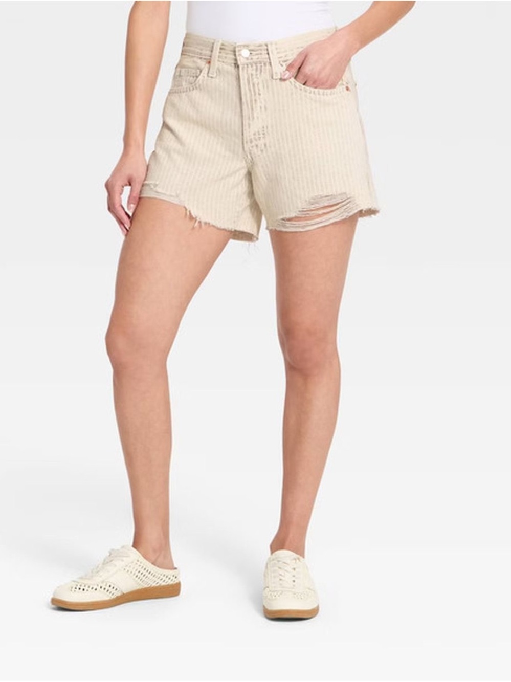 Mid-Rise 90's Baggy Jean Shorts from Universal Thread NWT